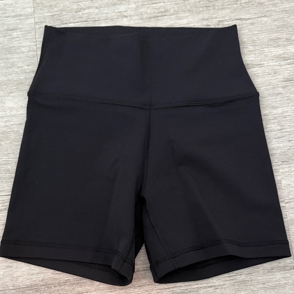 Aritzia Golden Life High-Waist Black Bike Shorts 5”